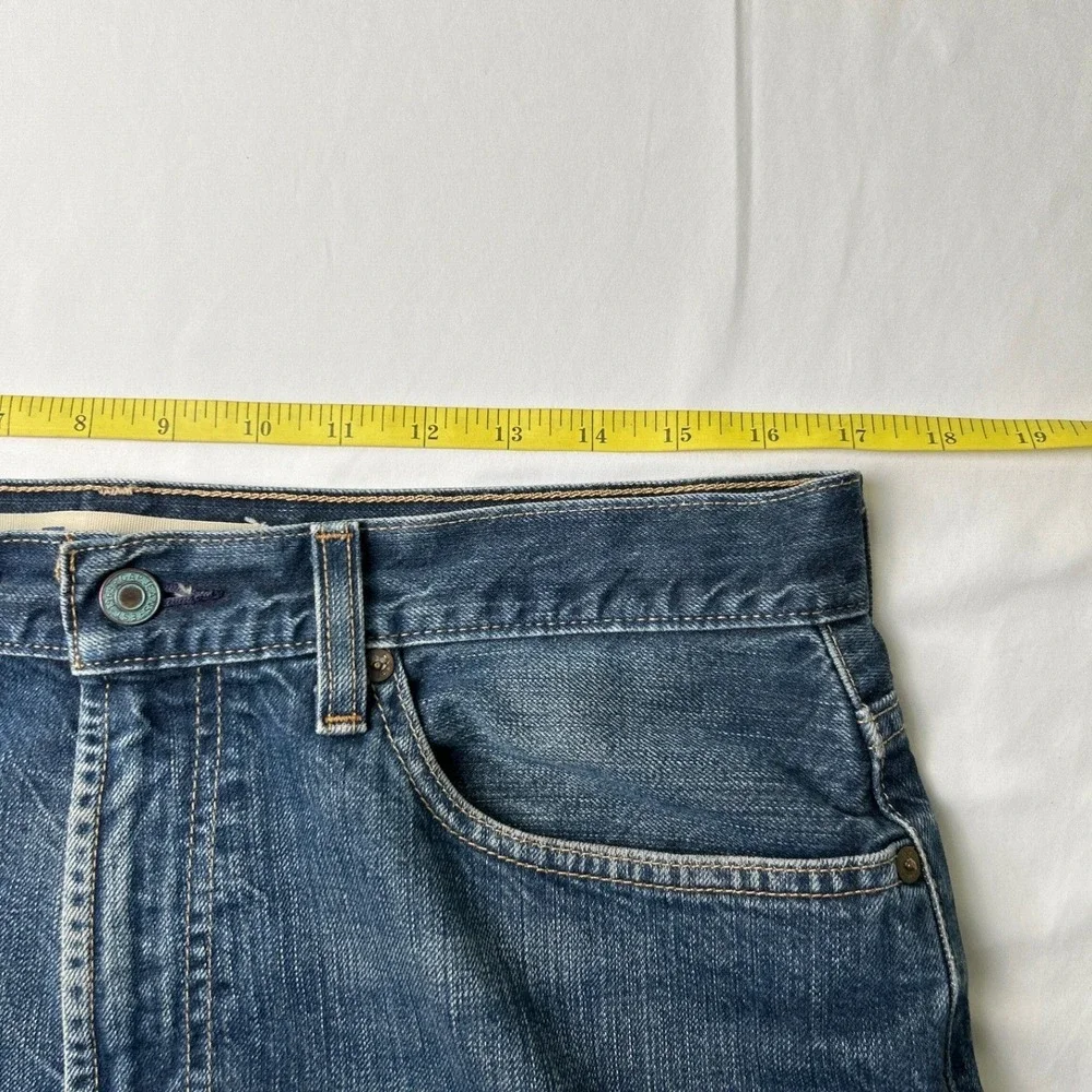 Gap Mens Easy Fit Jeans Blue 34x30 Straight Leg Medium Wash Faded Denim